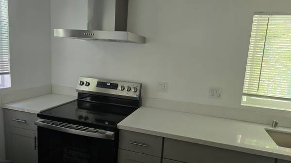 1BR/1BA Single Family House · San Mateo