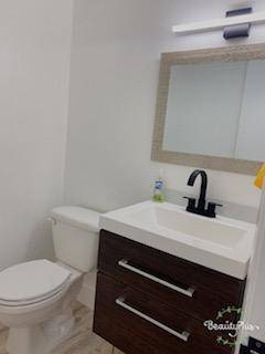 2BR/2BA Single Family House · Daly City photo 5