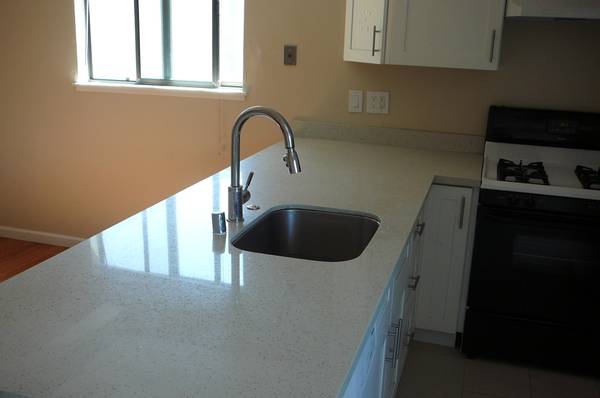 3BR/2BA Single Family House · Redwood City photo 4