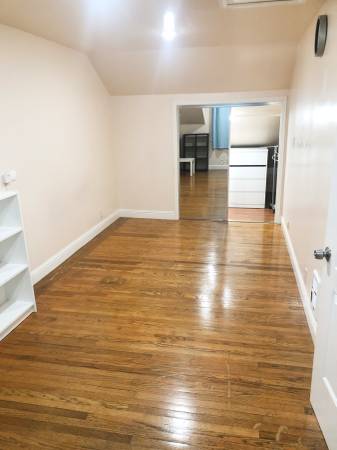 1BR/1BA Duplex · San Mateo photo 2