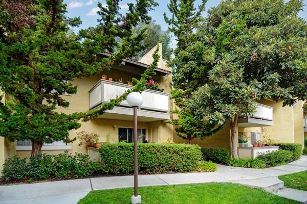 Apartments on Rollingdell Drive · Cupertino