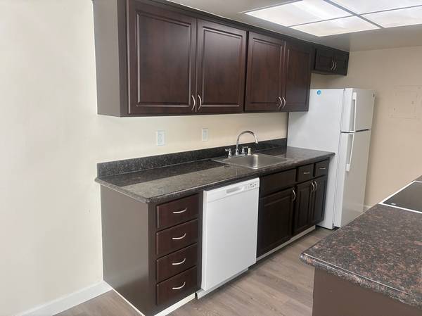 Duplexs on Weyburn Lane · Cupertino photo 5