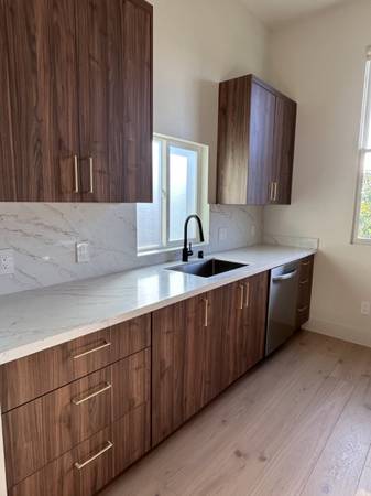 2BR/2BA Apartment · San Francisco photo 2