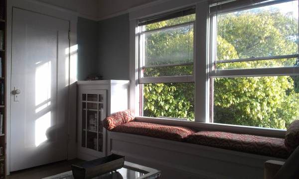 1BR/2BA Flat on Lawton Ave. · Oakland photo 5