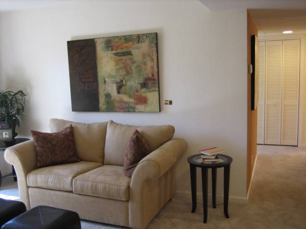 2BR/1BA Single Family House on Norfolk Dr · Daly City photo 4