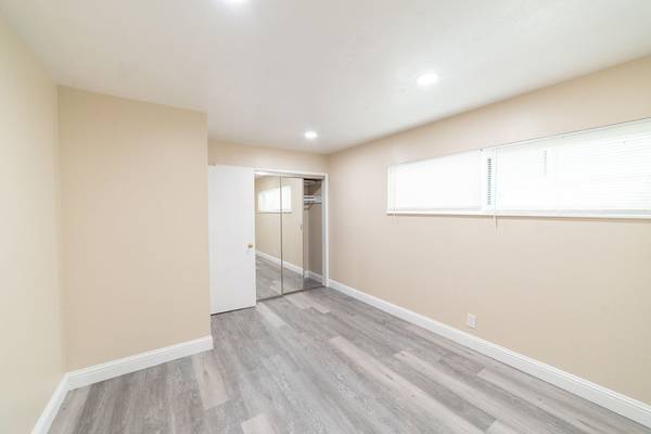 1BR/1BA Apartment on E 15th · Oakland