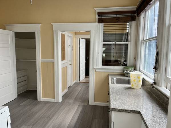 1BR/1BA Apartment on Bartlett St · San Francisco photo 4