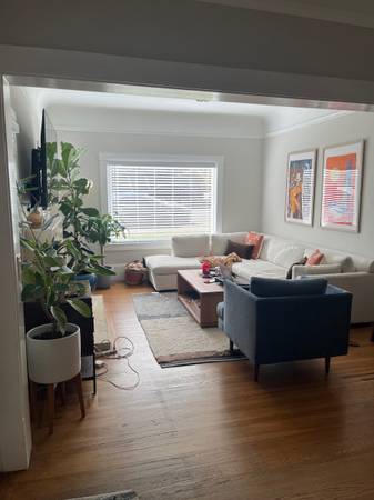 2BR/1BA Duplex · Oakland