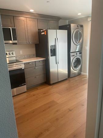 4BR/2BA Condo · Novato photo 3