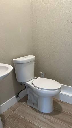 2BR/2BA House · Gilroy photo 3