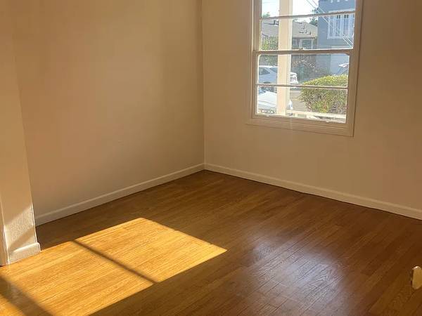 1BR/1BA Apartment on Jackson St · Albany photo 4