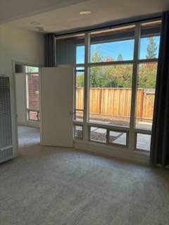 1BR/1BA Apartment · Redwood City photo 5