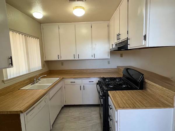 1BR/1BA Apartment · Pleasanton photo 5