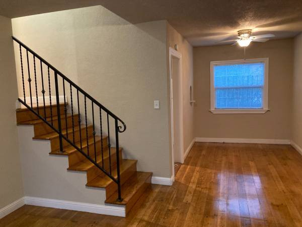 1BR/1BA Townhouse on 15th Street Near Bissell · Richmond photo 4