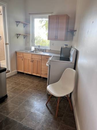 0BR/1BA Apartment · Canyon photo 5