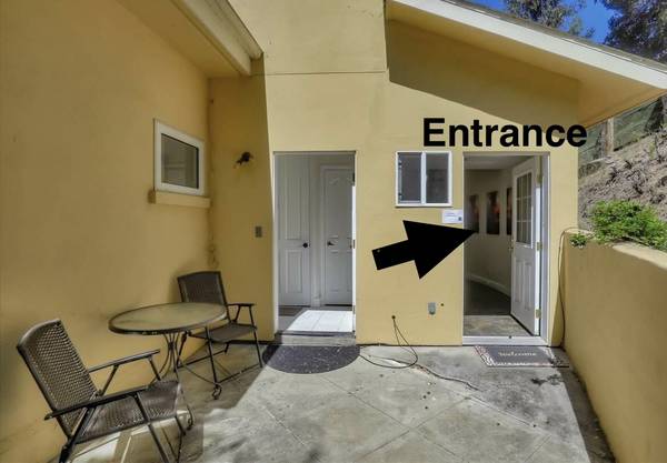 0BR/1BA Apartment · Canyon photo 2