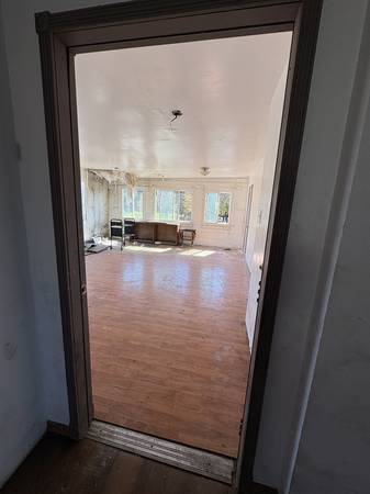 4BR/2BA Single Family House · Richmond photo 2