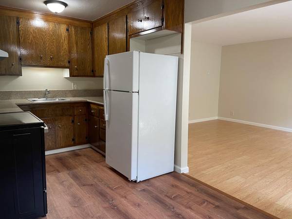 1BR/1BA Apartment · Oakland photo 3