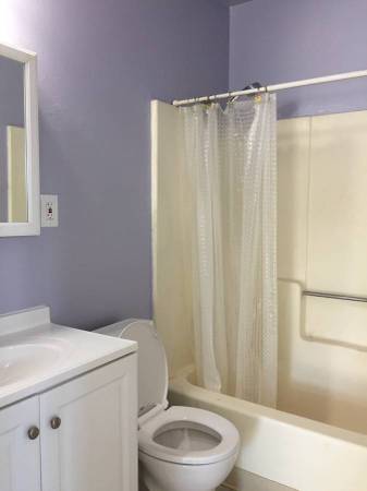 2BR/1BA Single Family House · San Jose photo 5