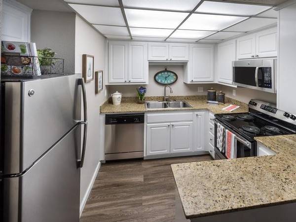 Apartments on Vista Club Circle · Cupertino