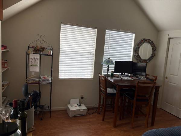 0BR/1BA In Law Adu · Sebastopol photo 3