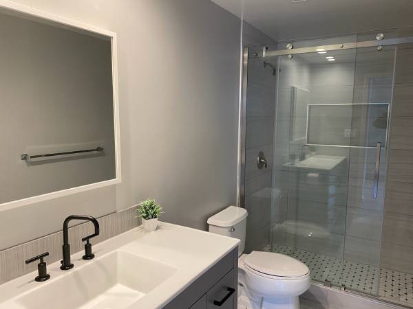 4BR/2BA Single Family House · Millbrae photo 5