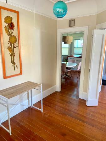 1BR/1BA Duplex on 57th St Aka Bobby Seale Way · Emeryville photo 4
