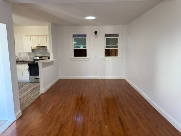 2BR/1BA In Law Adu on 1/2 49th St · Oakland photo 2