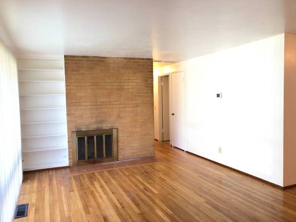 4BR/2BA Single Family House · Moraga photo 4