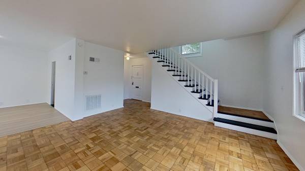 2BR/1BA Townhouse on Rivas Avenue · San Francisco