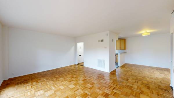 3BR/2BA Townhouse on Arballo Drive · San Francisco photo 3