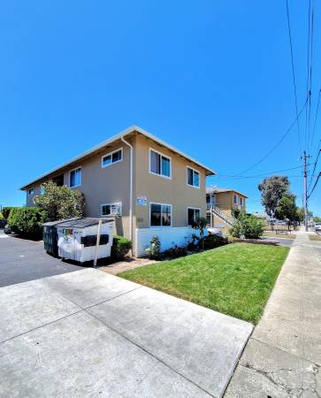 2BR/1BA Apartment on N. 7th St · San Jose photo 2