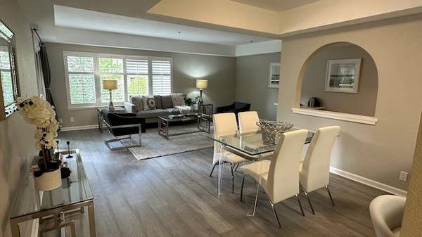 1BR/1BA Single Family House · Palo Alto photo 2