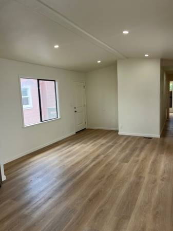 3BR/2BA Single Family House · Oakland photo 4