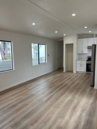 3BR/2BA Single Family House · Oakland photo 5