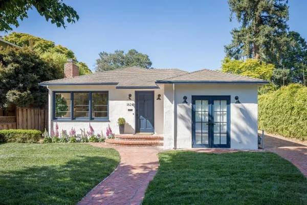 2BR/1BA Single Family House on Mariposa Ave · Palo Alto