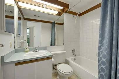 1BR/1BA Condo on Dana Street · Berkeley photo 2