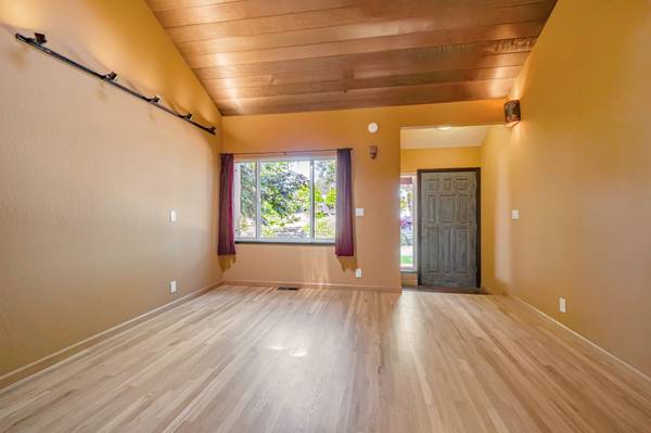 3BR/2BA Single Family House on Plateau Avenue · Santa Cruz photo 5