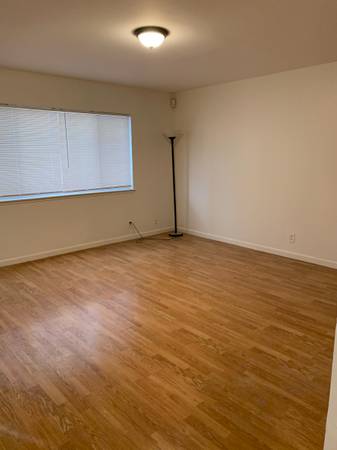 2BR/1BA Apartment on S.8th Street · San Jose photo 4