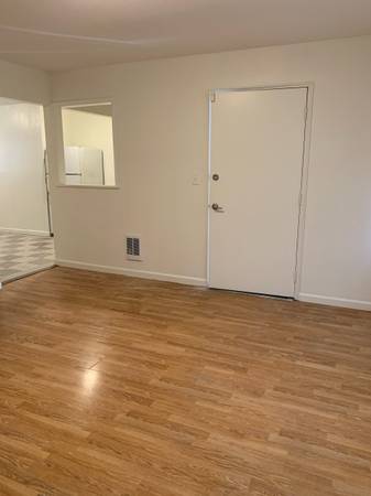 2BR/1BA Apartment on S.8th Street · San Jose
