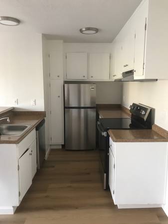 Apartments on Alice St · Oakland photo 3