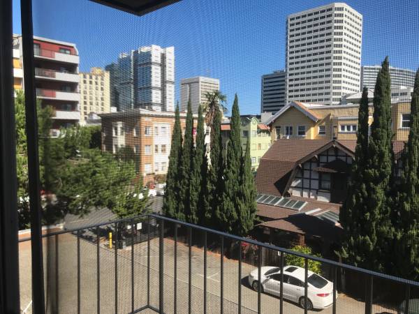 Apartments on Alice St · Oakland photo 5