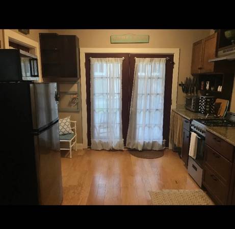 1BR/1BA In Law Adu on Near Barlow · Sebastopol photo 3