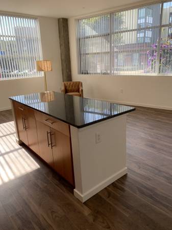 Townhouses on Doyle St · Emeryville photo 5