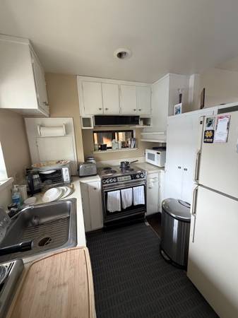 1BR/1BA Apartment · Los Altos photo 4