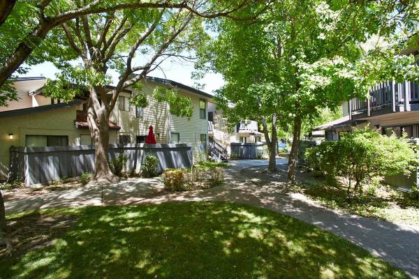 Apartments on Mcbride Ln · Santa Rosa