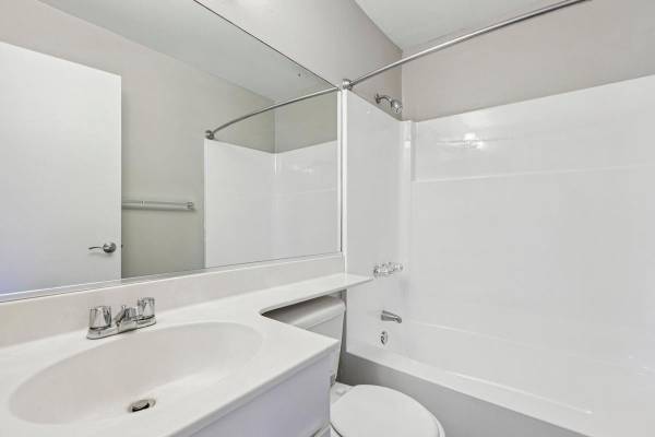 Apartments on Charlotte Way · Livermore photo 3