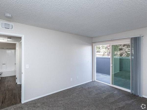 Apartments on Peach Tree Drive · Fairfield