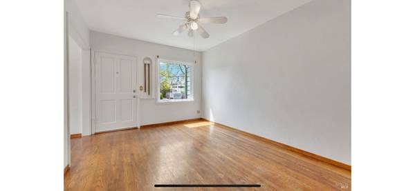 1BR/1BA Duplex · Napa photo 2