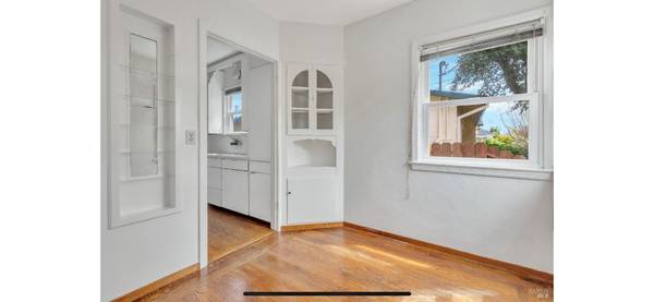 1BR/1BA Duplex · Napa photo 3